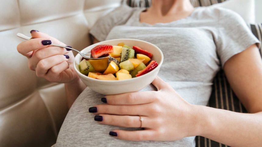 ¿Cómo tiene que ser la dieta durante el embarazo?